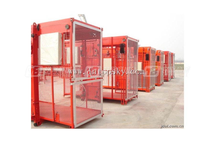 天一重工SC200施工升降機(jī)