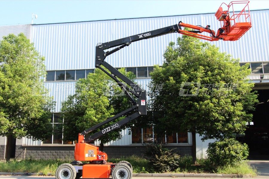 運想重工GTZZ20D電動曲臂式高空作業平臺