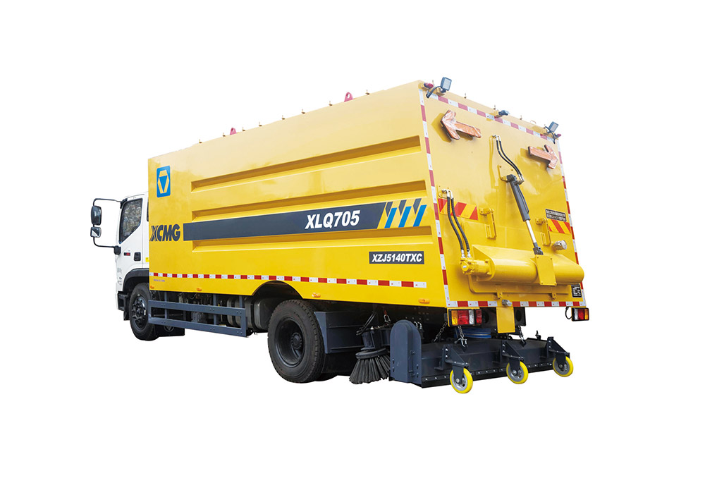 徐工XLQ705路面干洗車